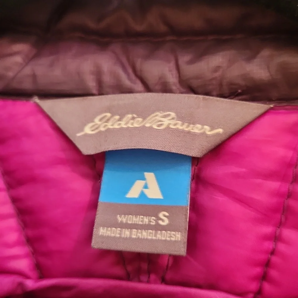 Eddie Bauer first Ascent down jacket size small - Picture 6 of 7
